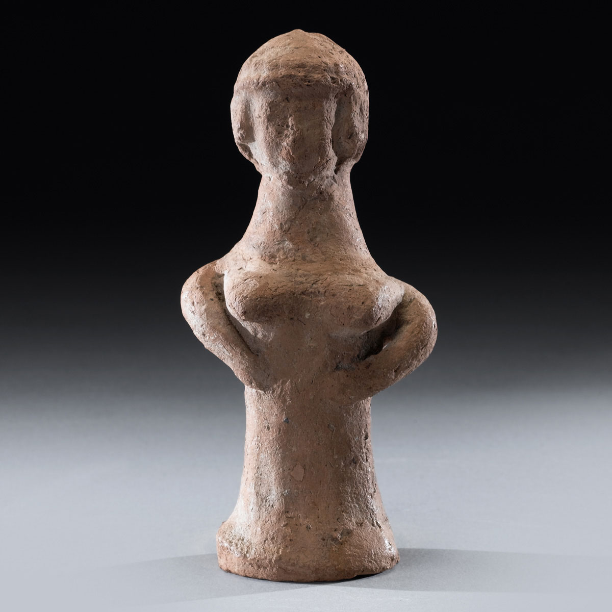 Tonfigurine, vielleicht aus dem 7. Jahrhundert v. Chr – The Jewish Museum New York. Lizenz: (CC BY-SA 3.0)