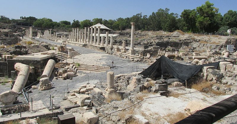 Am 9,1-6: Die Fünfte Vision